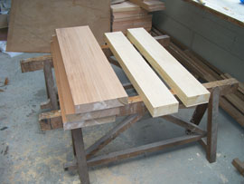 �ޗ��̖؎��